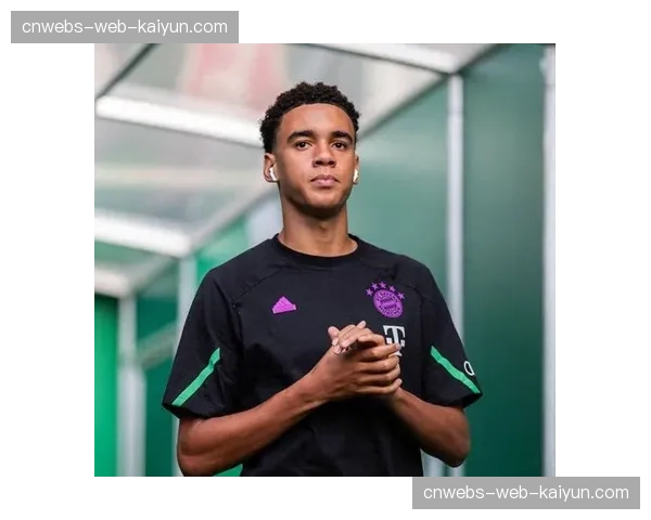 独家专访穆西亚拉：谈论在拜仁的成长与德国队队长职责